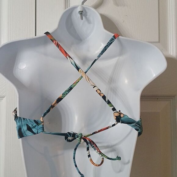 Indigo Rein tropical Hawaiian print bikini top  Sz M NWOT - Picture 4 of 5